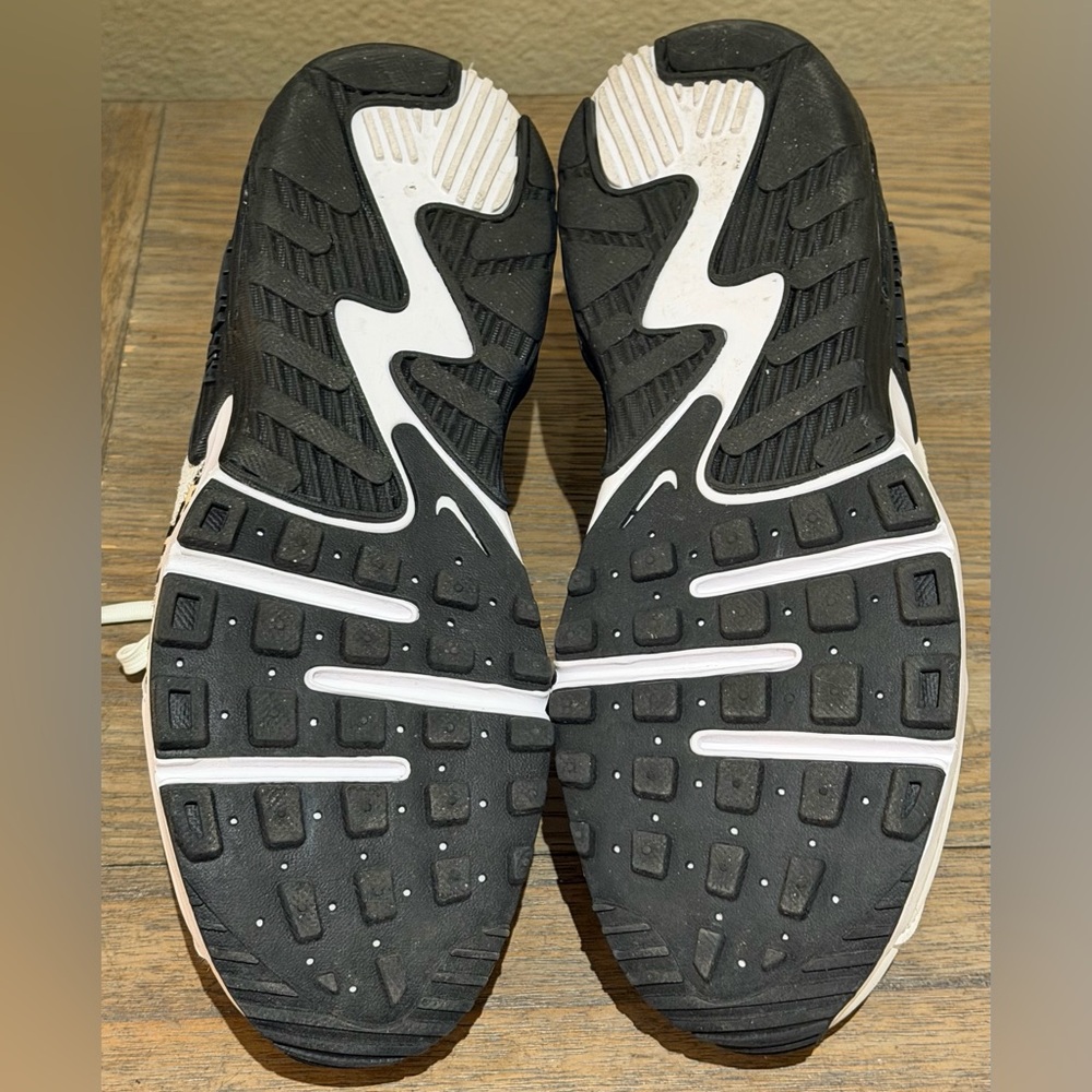 Like new Nike Air Max Excee sneakers with leopard detail - 8 - Picture 7 of 8